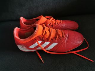 Botas Adidas copa gama media alta 