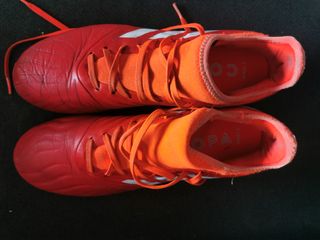 Botas Adidas copa gama media alta