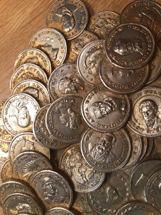 Pieza antigua fusión monedas inventores.