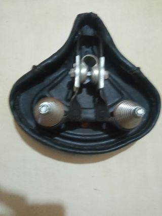 Sillín triciclo Monty. Custom.