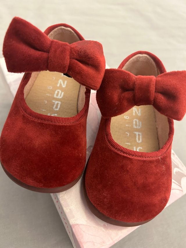 Zapatitos terciopelo burdeos n°22