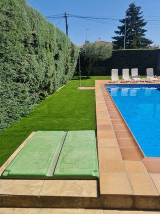 INSTALACION/MANTENIMIENTO CESPED ARTIFICI