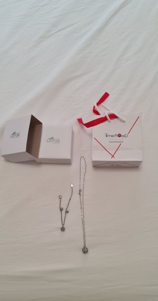 PULSERA + COLLAR MARCA LOTUS (IDEAL REGALO)