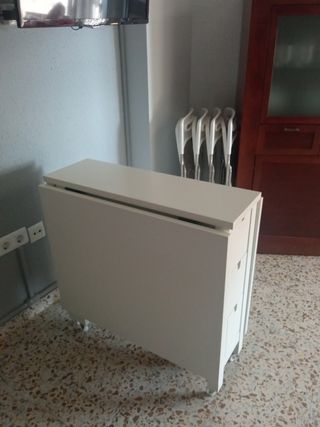 Mesa y 6 sillas