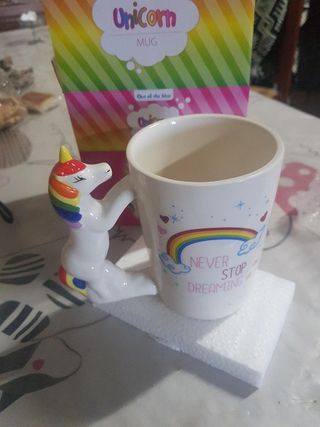 Taza animada de unicornio
