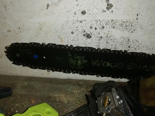 Motosierra wood shark