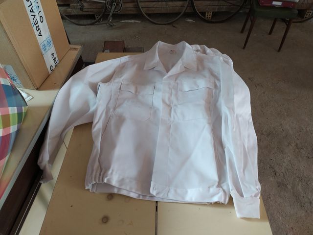 Roupa de trabalho branca