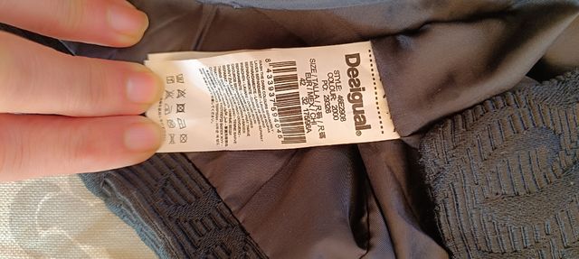 Cappotto nero leggero