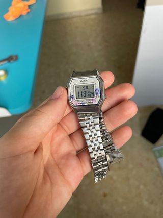 Reloj Casio plateado