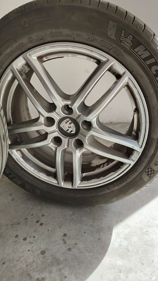 Llantas con neumáticos Porsche Cayenne