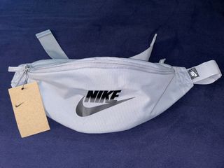 Riñonera Nike Sportswear Heritage