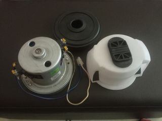 Motore universale per aspirapolvere 