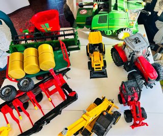 Bruder tractor cosechadora telescópica forestal