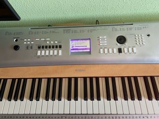 Teclado eléctrico Yamaha