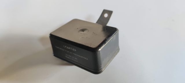 Relé de precalentamiento Renault Express