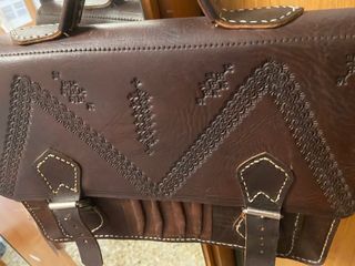 Vendo bolso de piel auténtica 