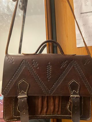 Vendo bolso de piel auténtica 