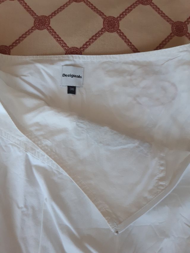 DESIGUAL Falda blanca