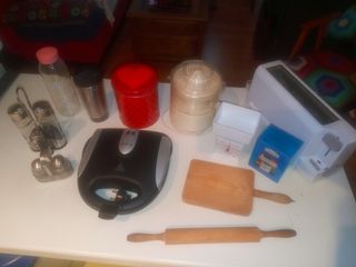 Exprimidor, báscula, coctelera etc
