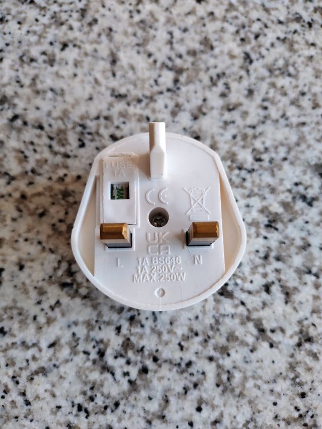 Adaptador de enchufe para Reino Unido