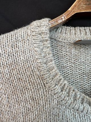 CARHARTT sueter beige acrílico talla M 
