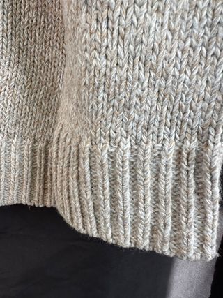 CARHARTT sueter beige acrílico talla M 