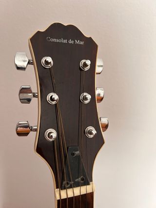 Guitarra acustica. Oferta Especial Friday