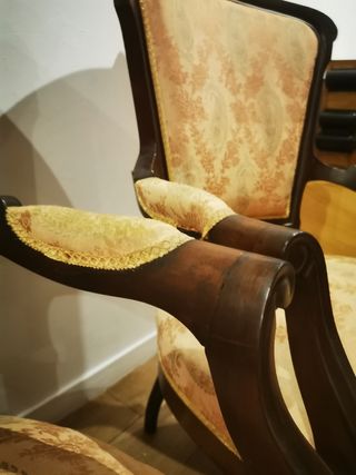 Pareja de sillones. Butacas. Antiguas