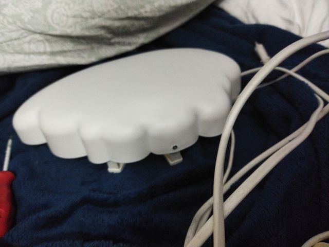 Lámpara nube blanca ikea