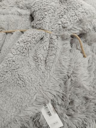 Edredón sedalina nuevo sin abrir.