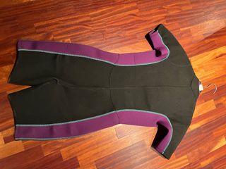 Traje neopreno T38 mujer corto grosor 1’5 mm
