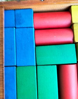 ANTIGUO JUEGO EDUCATIVO DE MADERA - AÑOS 1960