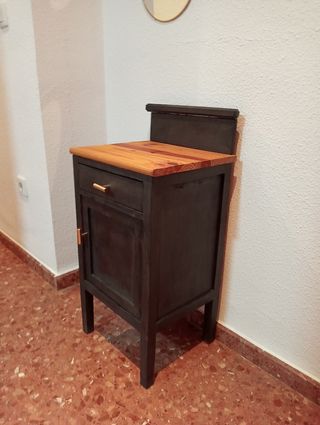 Mesita de noche