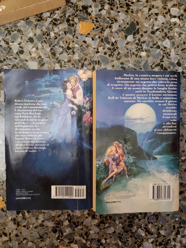 set di due Romanzi d amore Mondadori