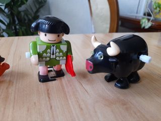 Lote de 8 juguetes tipo hojalata antiguos cuerda