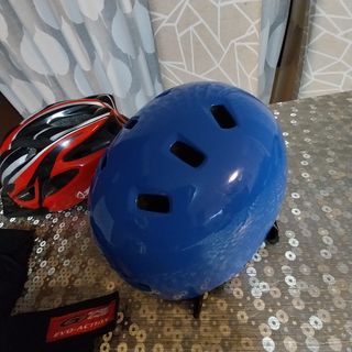 Cascos y protecciones