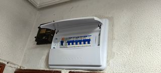 Electricista, Pintor, Albañil, Fontanerías