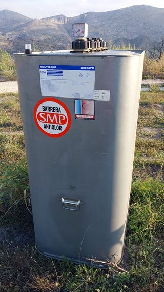 Se vende deposito para Gasoil 1000l marca Schütz