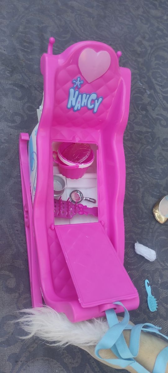 Pack Nancys doctoras con trineo