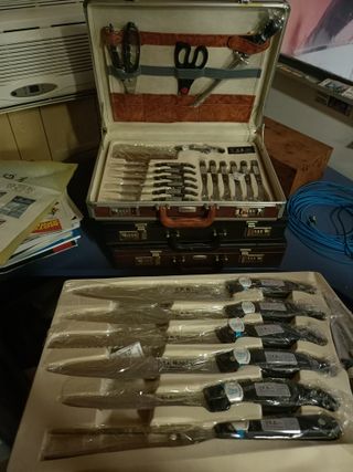 Set coltelli e posate in acciaio inox - 24 pezzi