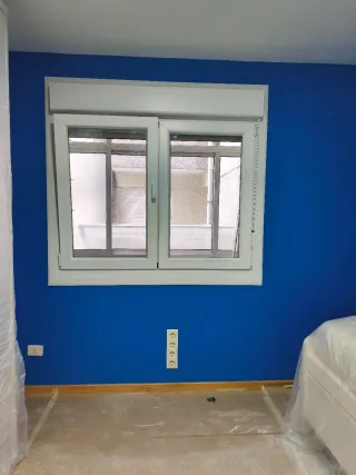 Trabajos de pintura y papel pintado