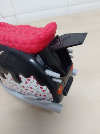 Moto Vespa Monster High