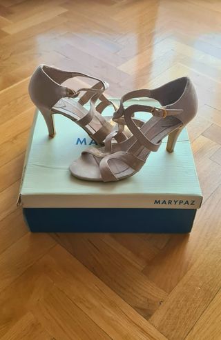 Zapatos Vestir. Salón.Tacón Medio.Beige.Como Nuevo