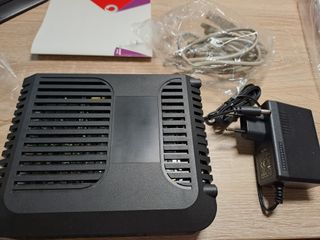 Router WIFI CISCO modelo EPC3825 