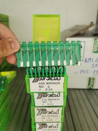 120 Ami con filo pesca 