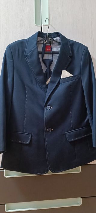 Traje de chaqueta de comunión de niño
