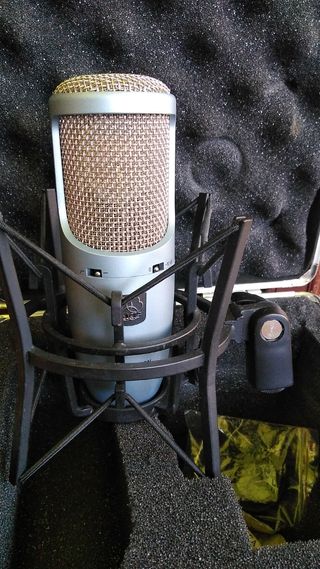 Microfono AKG modificado