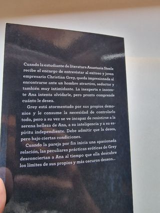 Libro 50 Sombras de Grey - E. L. James