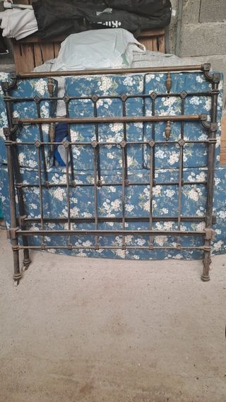Cabecero cama 1,05 hierro