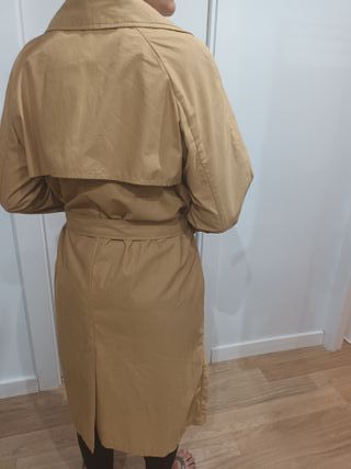 Gabardina  beige Zara